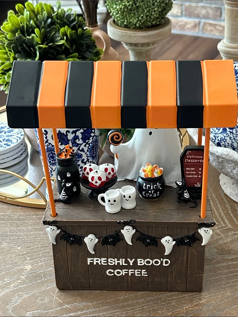 N/A simply spooktacular